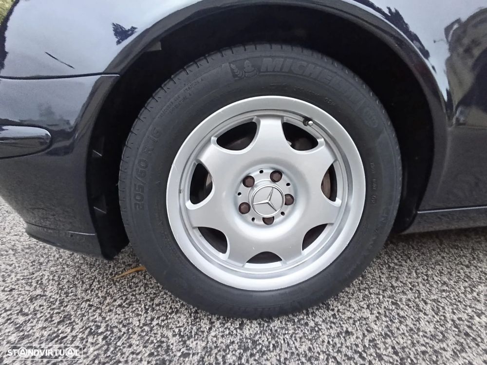 Mercedes-Benz E 220 CDi Elegance - 34