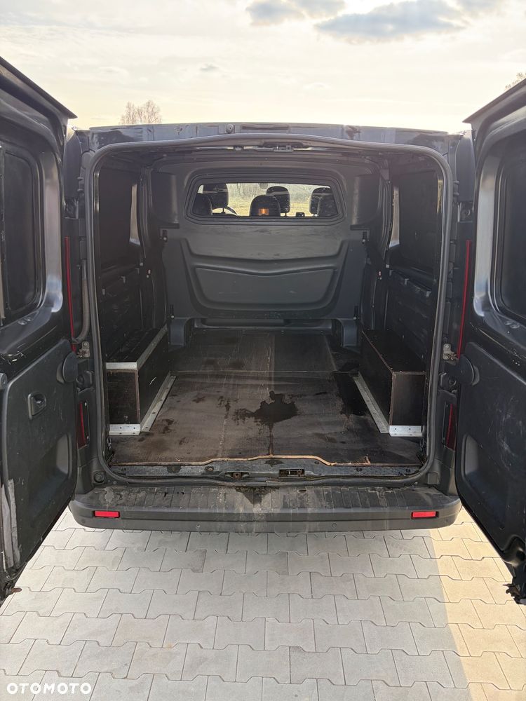 Renault Trafic - 15