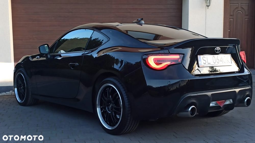 Toyota GT86 2.0 Prestige - 16