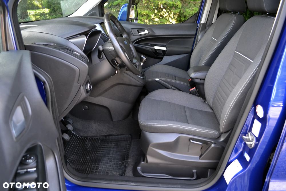 Ford Tourneo Connect - 23
