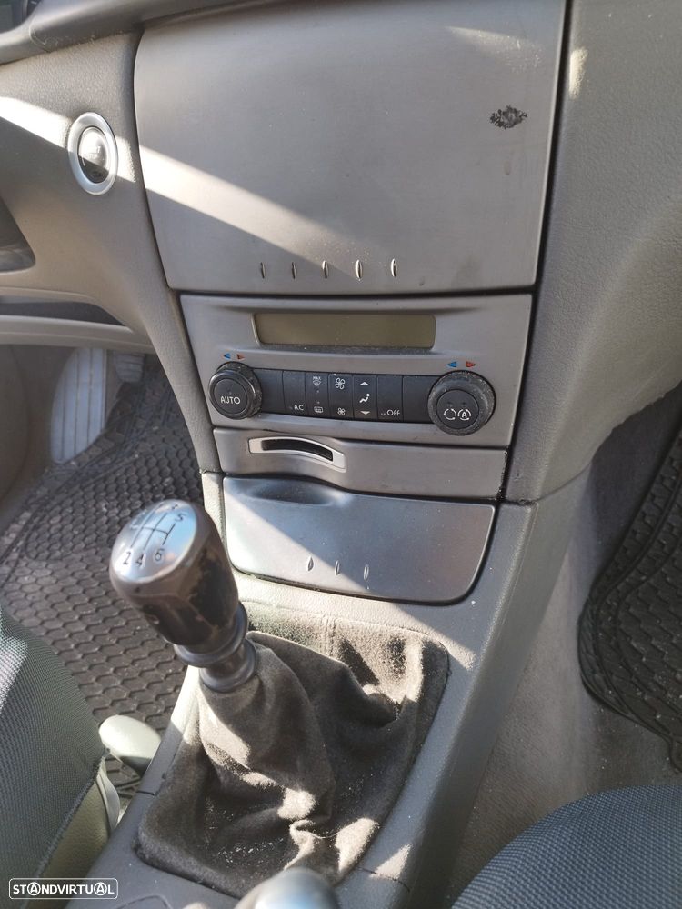 Renault Laguna 1.9 dCi Privilège - 16