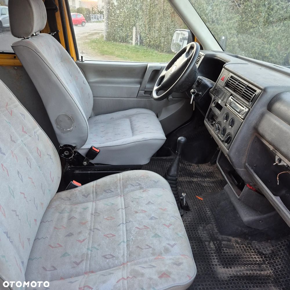 Volkswagen Transporter - 7