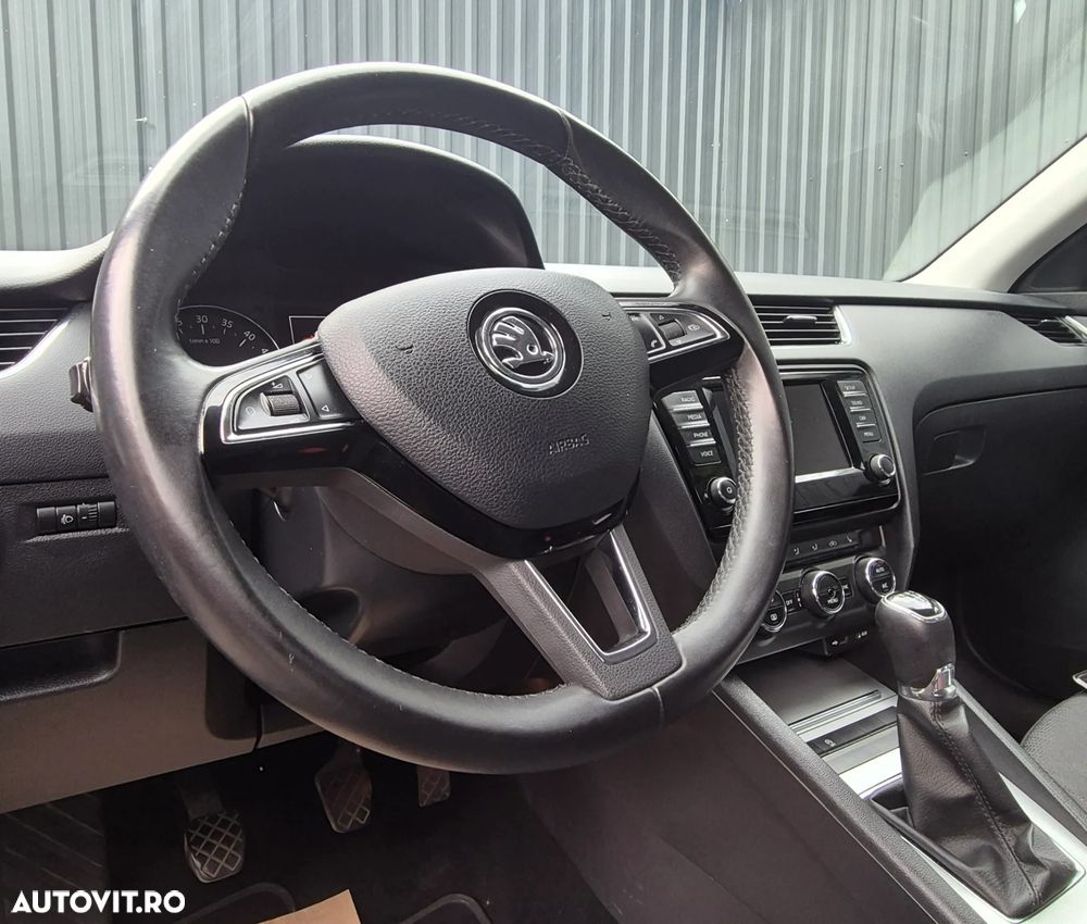 Skoda Octavia 1.6 TDI Style - 19
