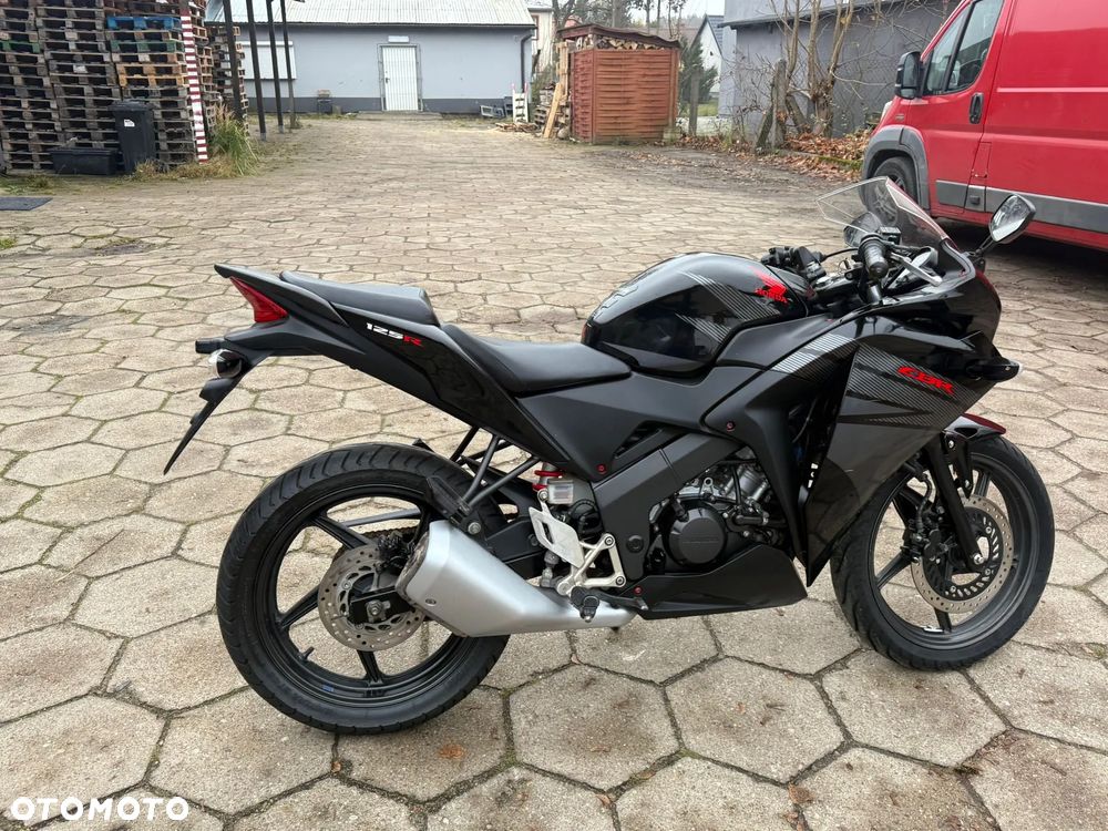 Honda CBR - 13