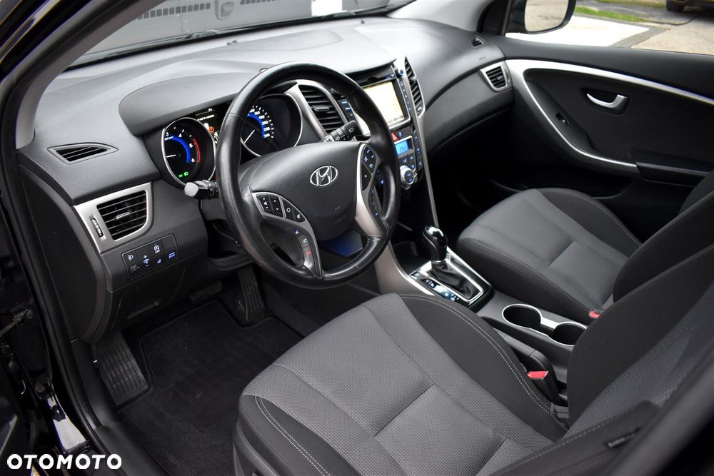 Hyundai i30 blue Kombi 1.6 CRDi DCT Trend - 11