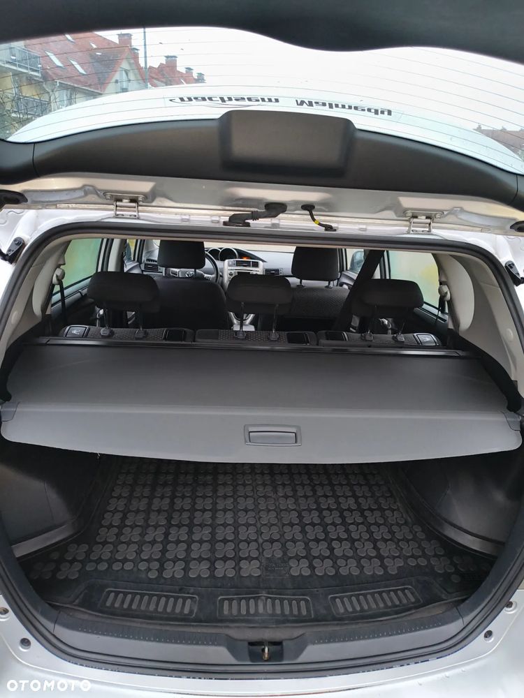 Toyota Verso 1.6 Edition - 9