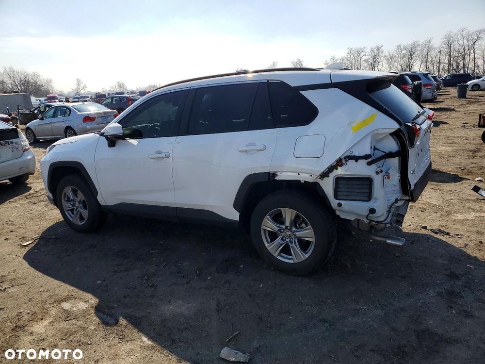 Toyota RAV4 - 3