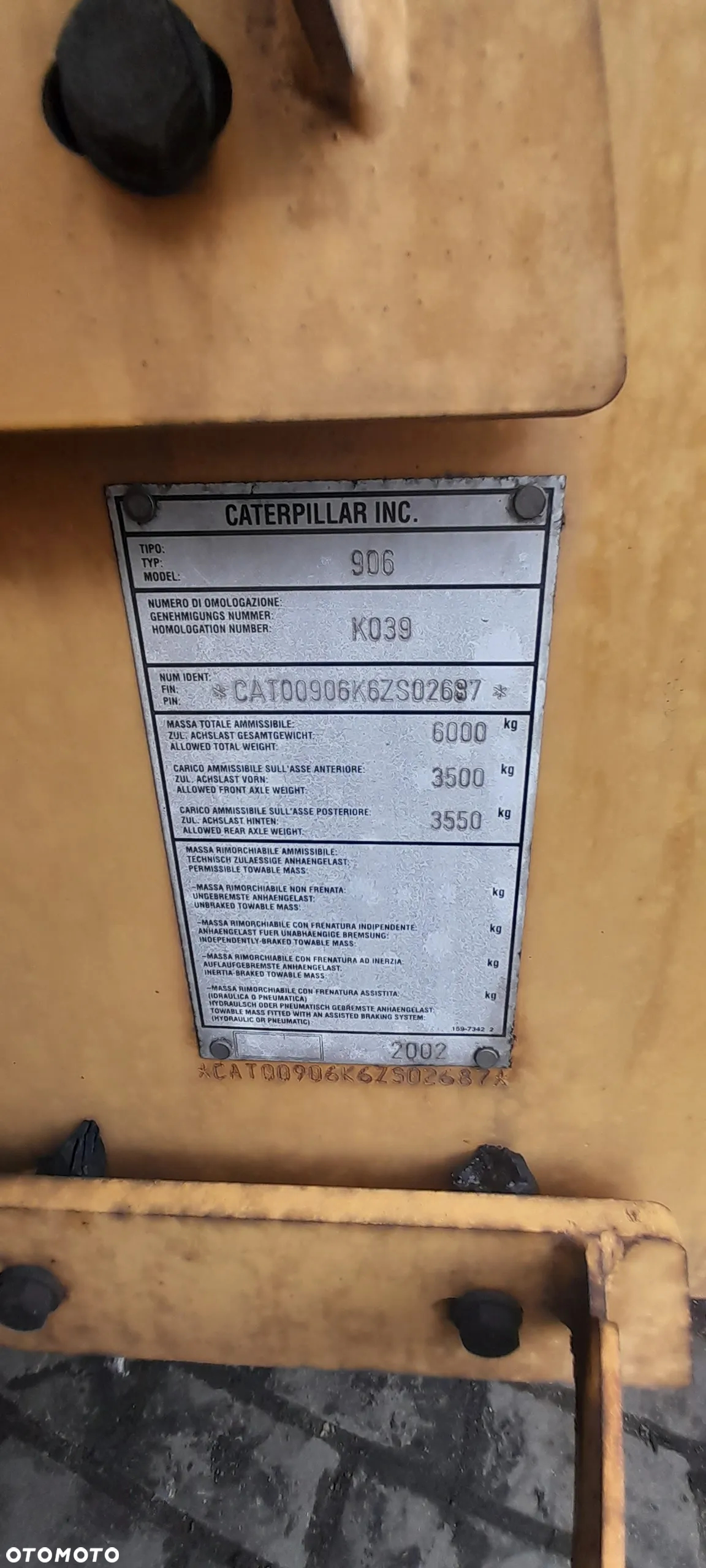 Caterpillar 906 - 4