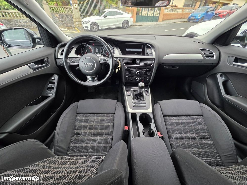 Audi A4 Avant 2.0 TDI Advance - 6