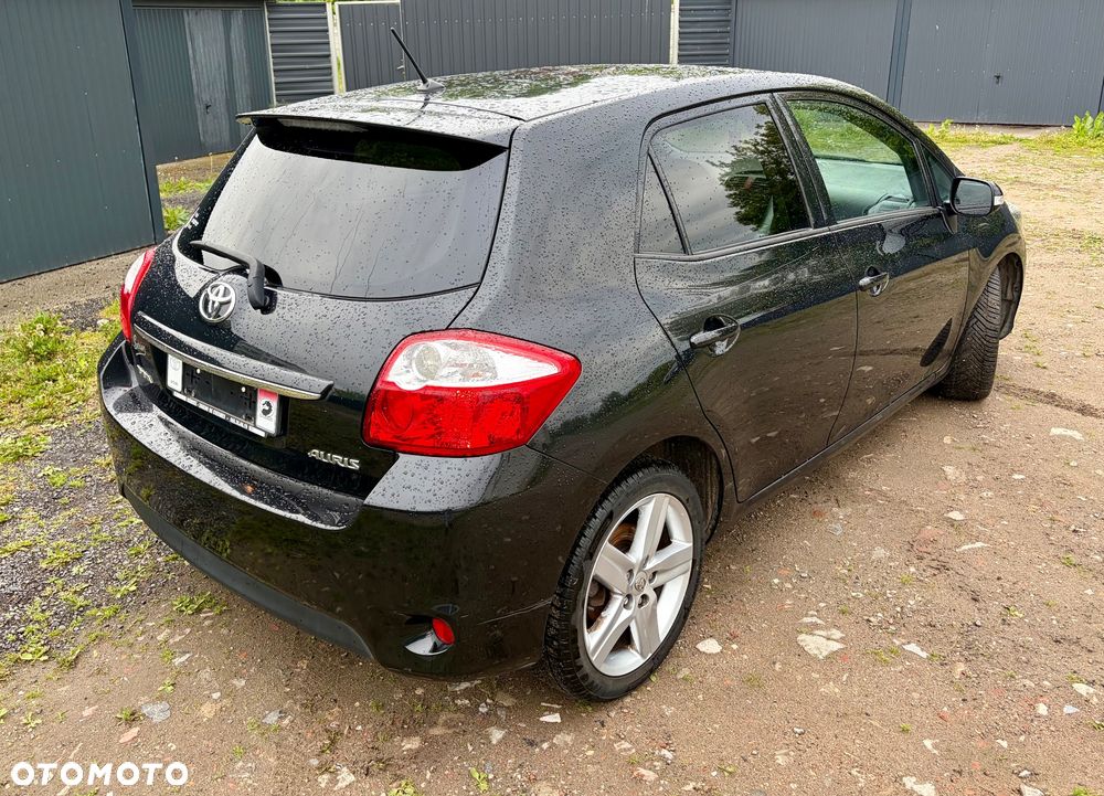 Toyota Auris 1.4 D-4D - 24