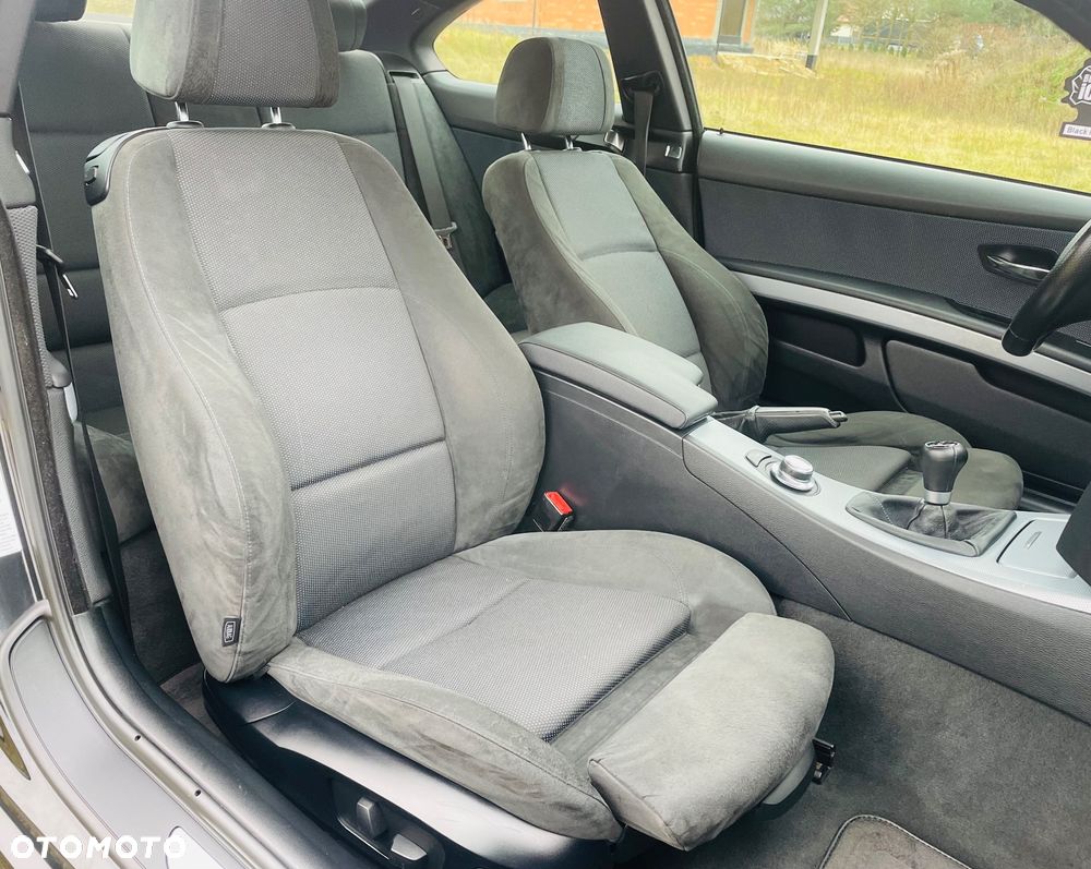 BMW Seria 3 320d DPF - 19