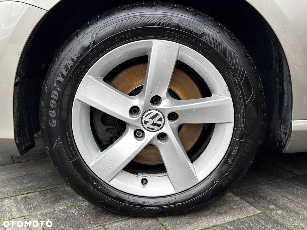 Volkswagen Passat 1.4 TSI Comfortline - 11