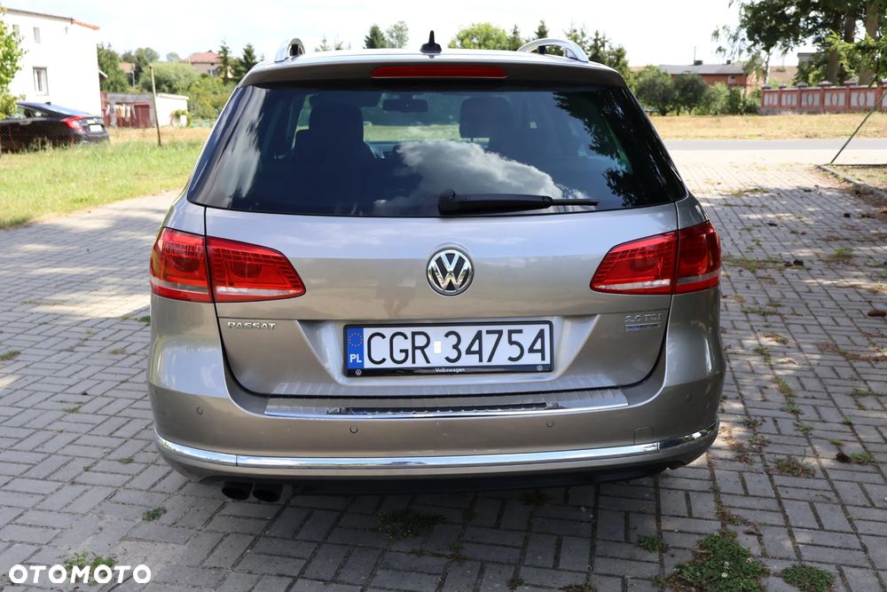 Volkswagen Passat 2.0 Blue TDI DSG SCR Highline - 4