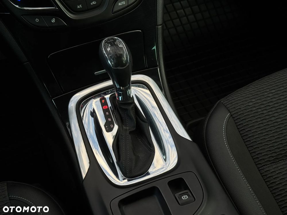 Opel Insignia 1.6 CDTI Executive - 36