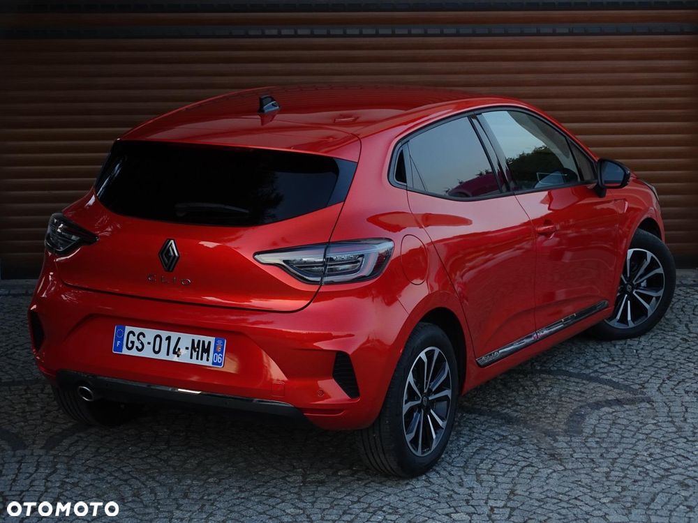 Renault Clio TCe 90 EVOLUTION - 9