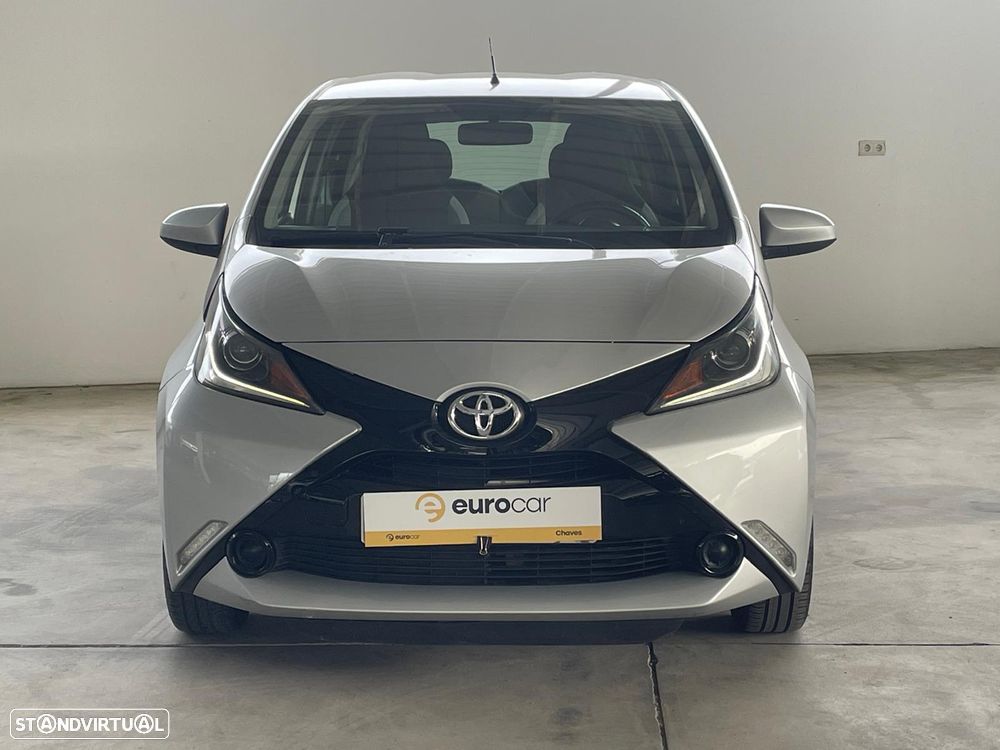 Toyota Aygo x-play - 8