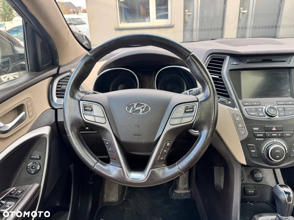 Hyundai Grand Santa Fe 2.2 CRDi Executive 7os - 16