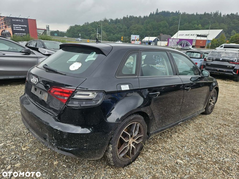 Audi A3 Sportback 1.6 TDI Ambition - 6