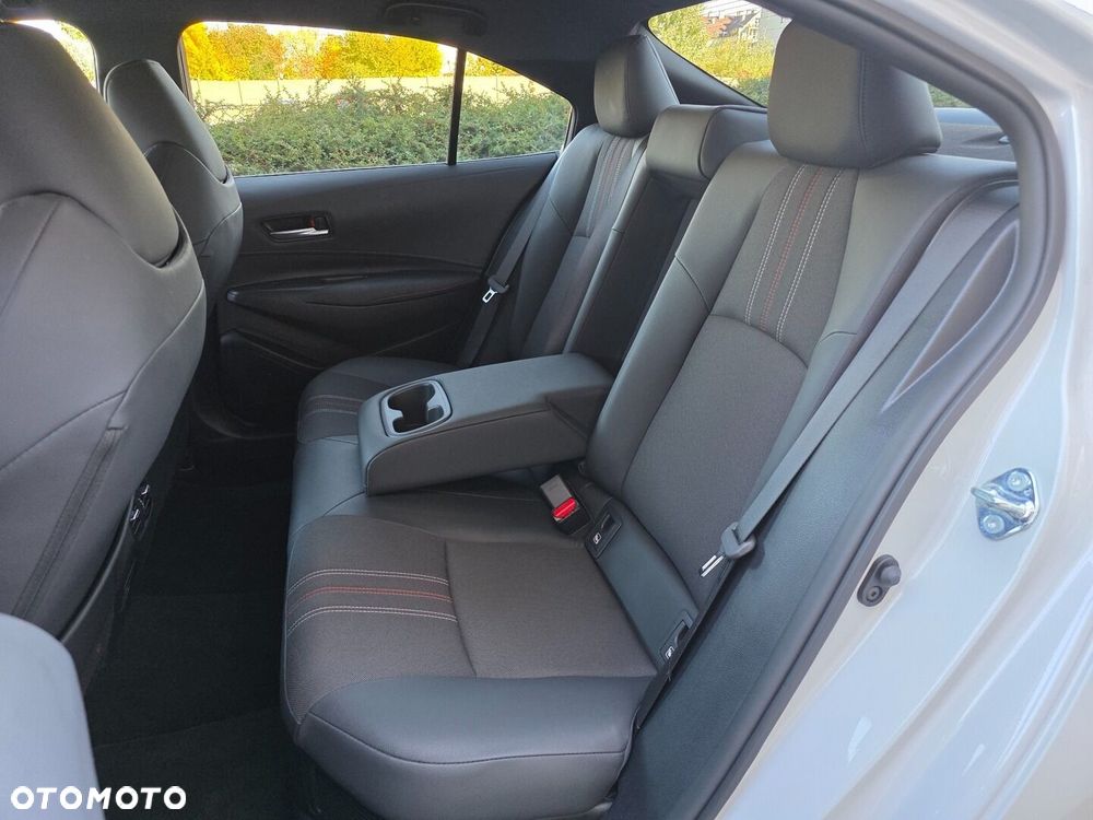 Toyota Corolla 1.8 Hybrid GR Sport - 21