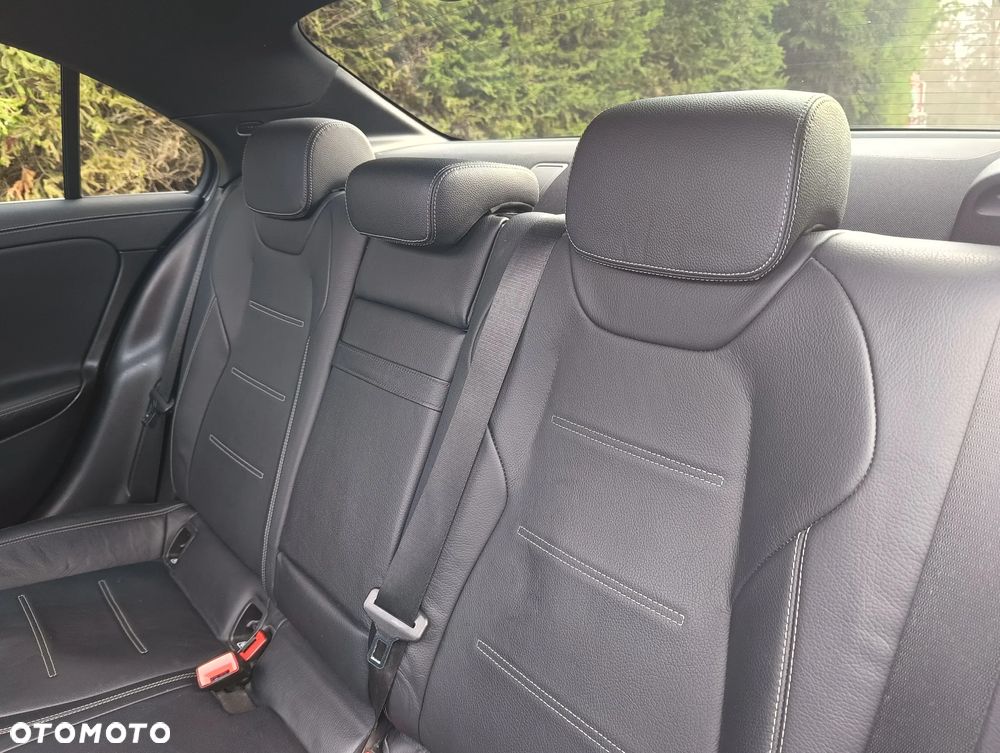 Mercedes-Benz Klasa A 250 e 8G-DCT AMG Line - 9