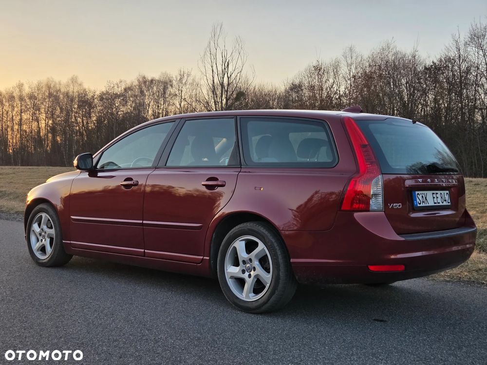 Volvo V50 1.6D DPF DRIVe - 6