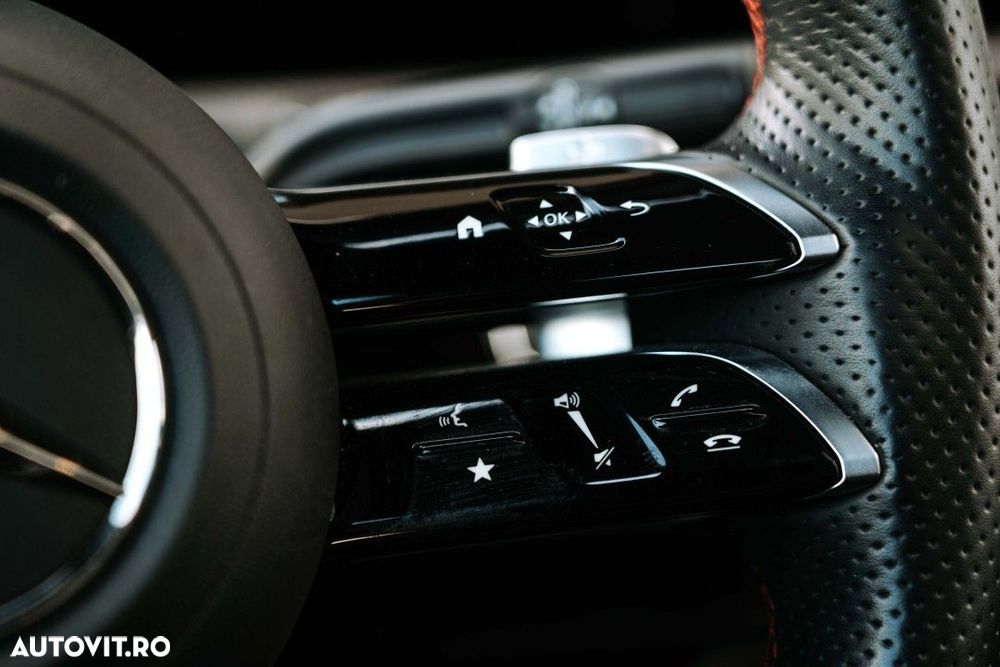 Mercedes-Benz A - 21