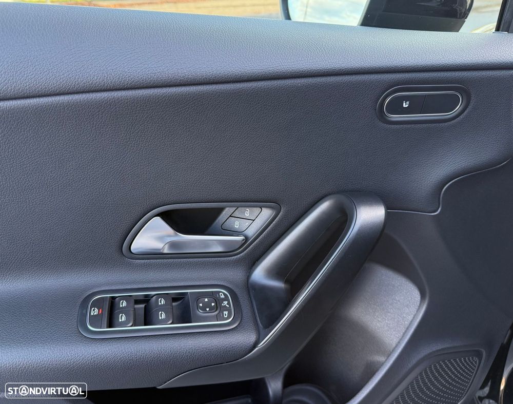 Mercedes-Benz A 180 d 8G-DCT Progressive - 11