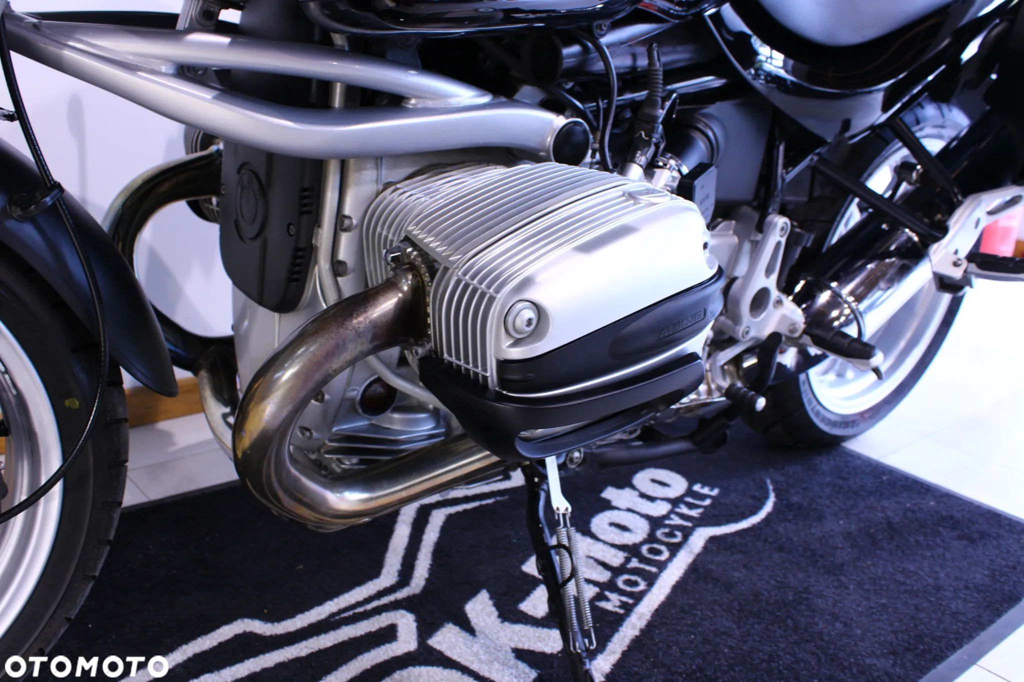 BMW R - 26