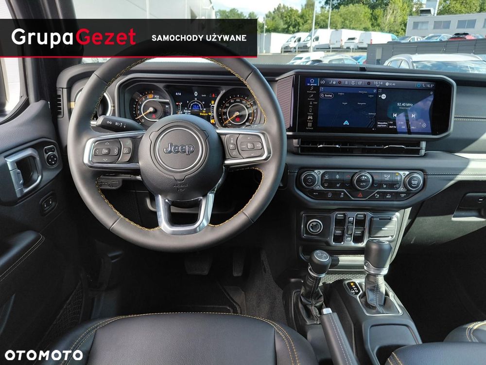 Jeep Wrangler Unlimited GME 2.0 Turbo Sahara - 17