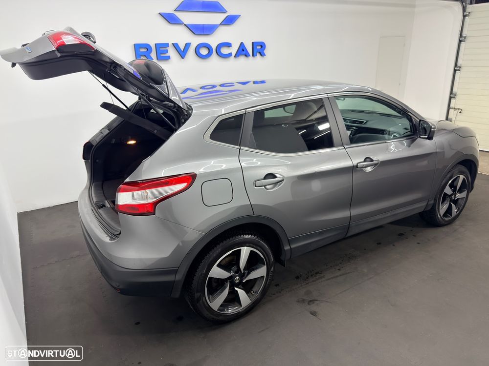 Nissan Qashqai 1.5 dCi Tekna Premium 18 360 - 32