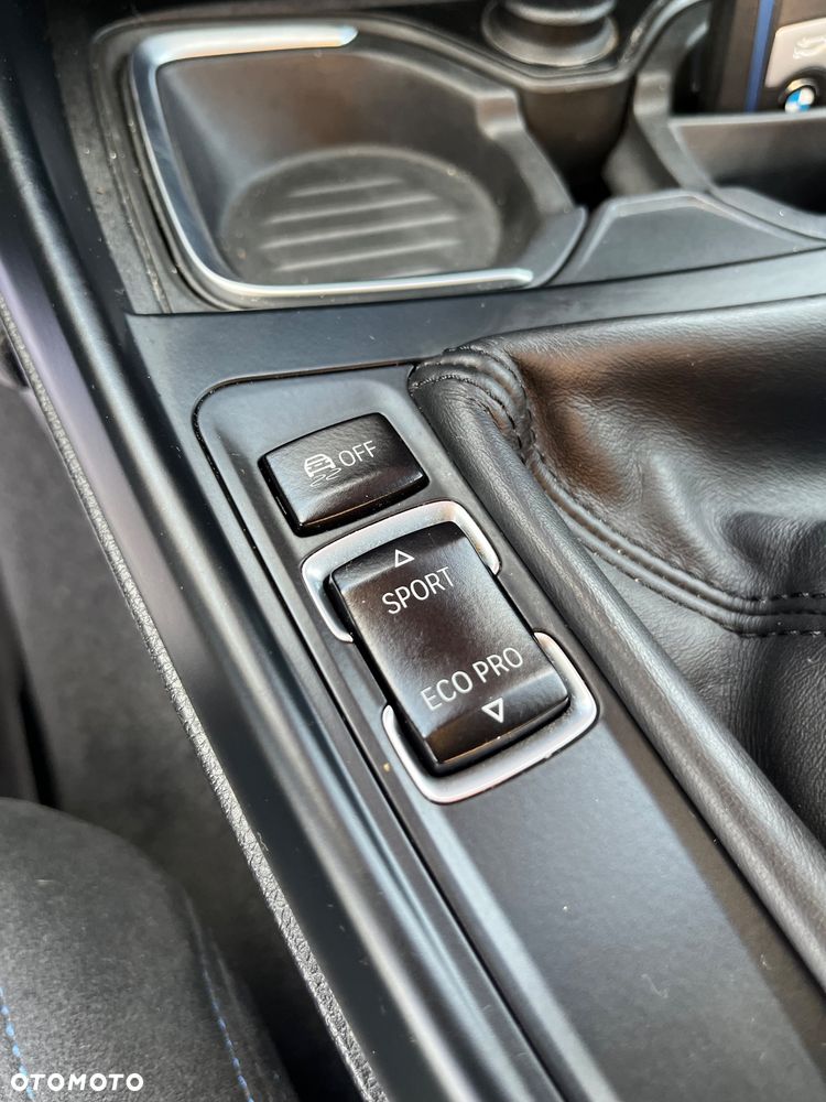 BMW Seria 1 120i M Sport - 26