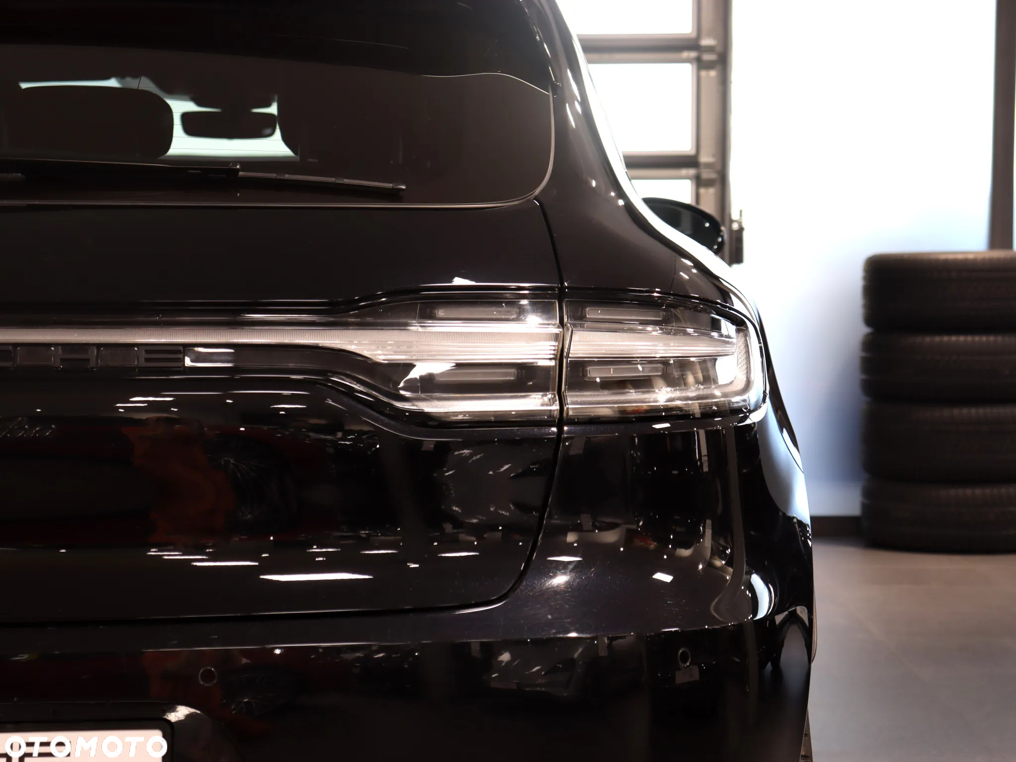 Porsche Macan Turbo - 10
