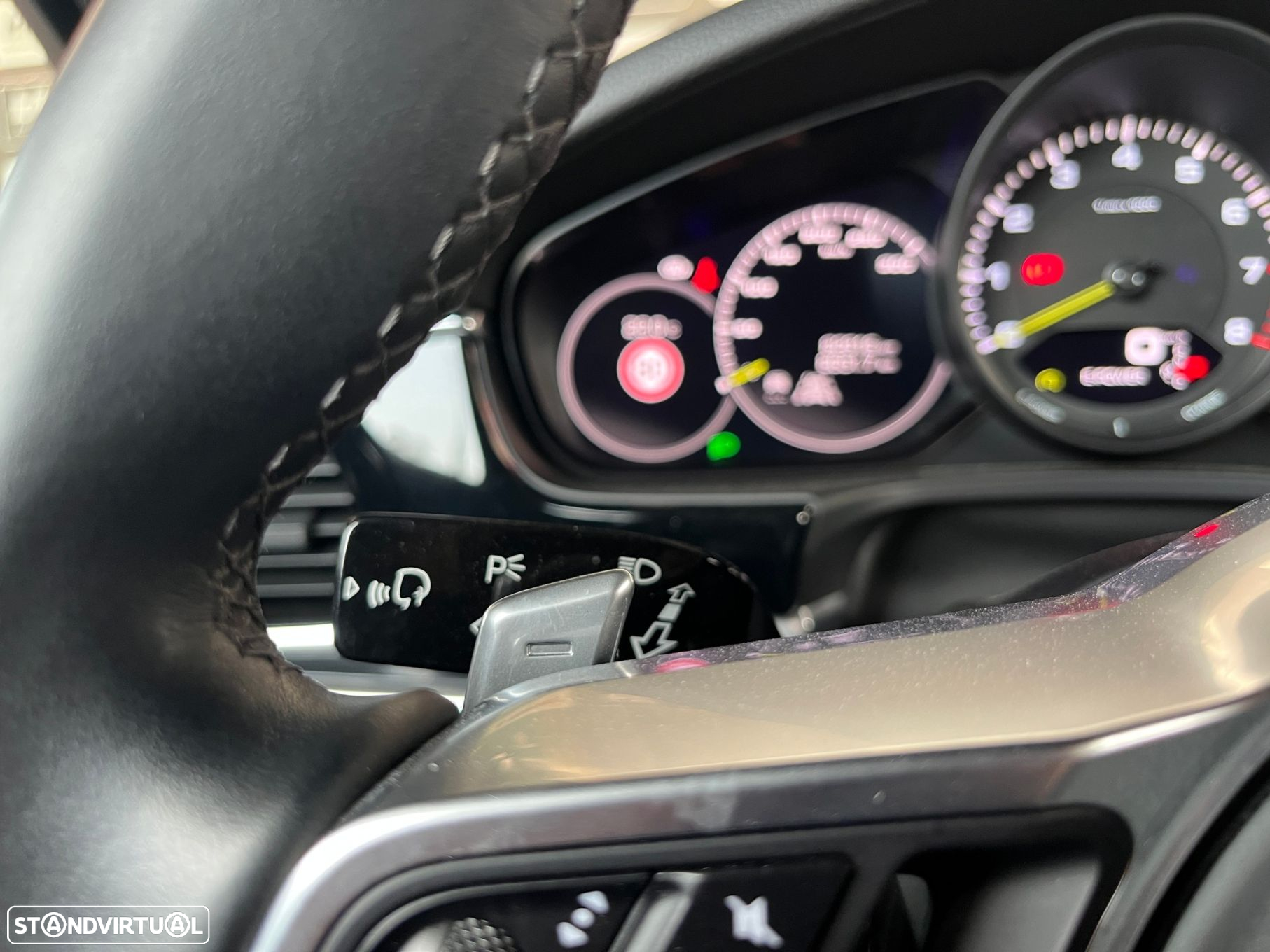 Porsche Panamera Sport Turismo 4 E-Hybrid 10 Years Edition - 26