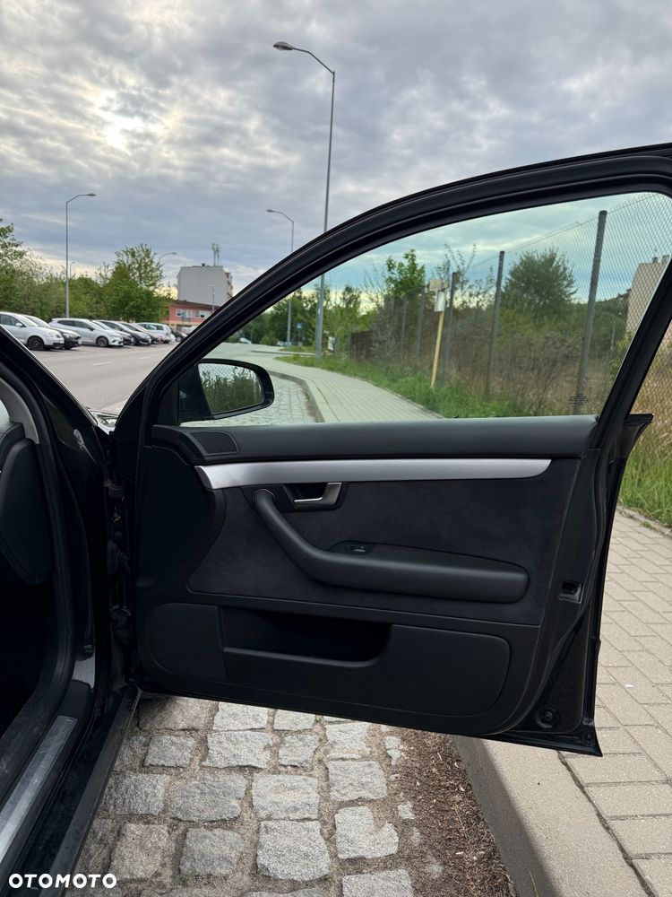 Audi A4 Avant 2.0 TDI DPF - 18