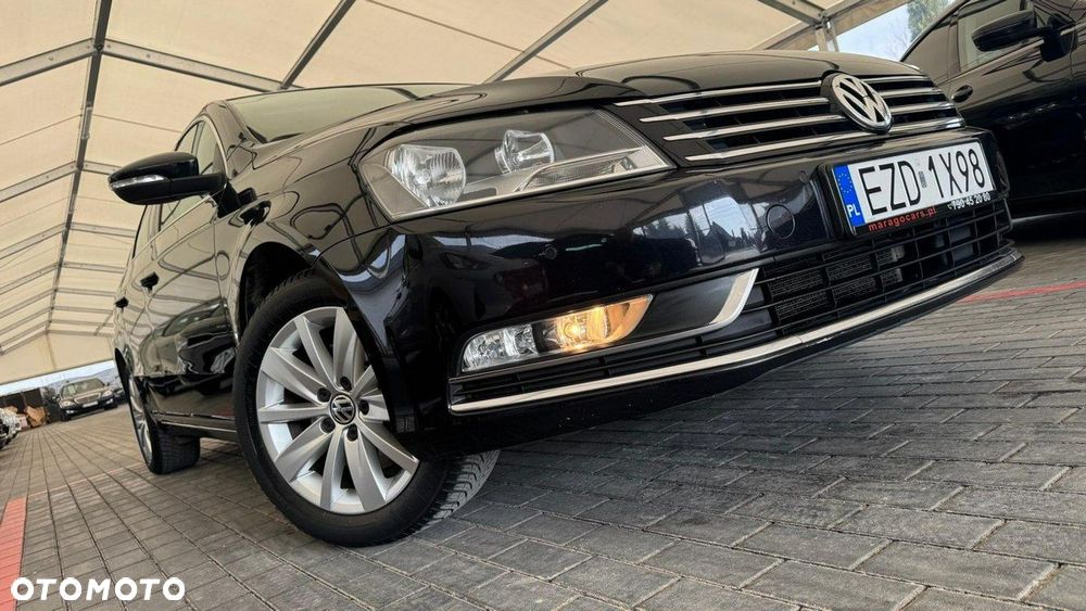Volkswagen Passat - 2
