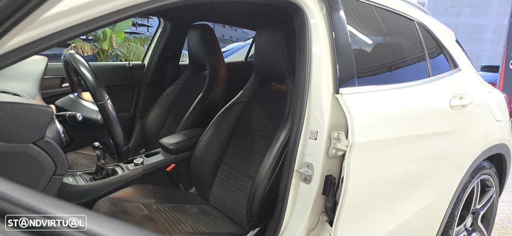 Mercedes-Benz GLA 200 CDI AMG Line - 17
