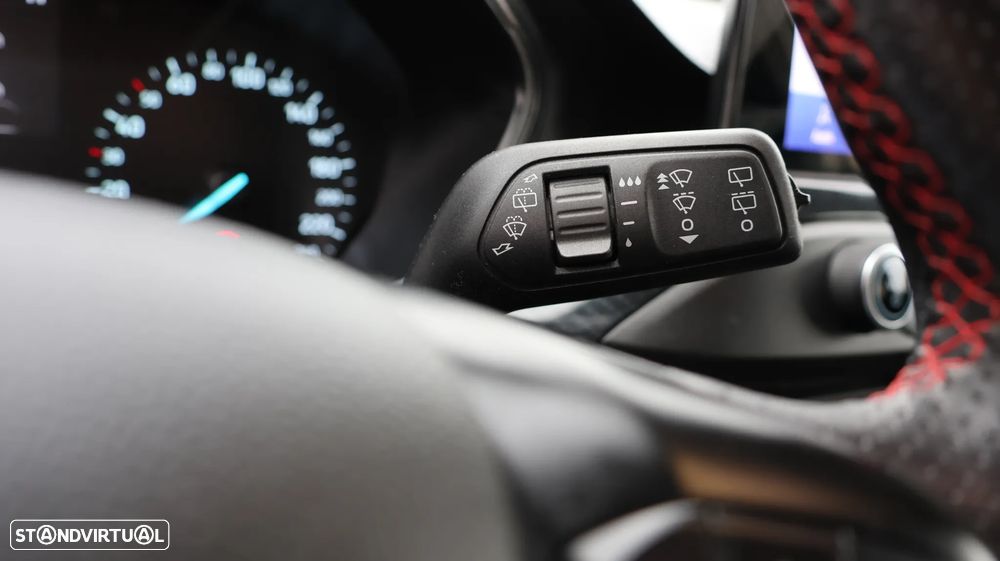 Ford Focus SW 1.5 TDCi EcoBlue ST-Line - 29