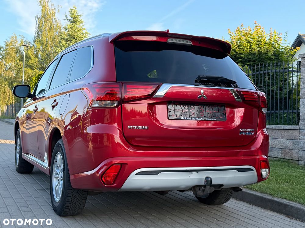 Mitsubishi Outlander Intense + - 3