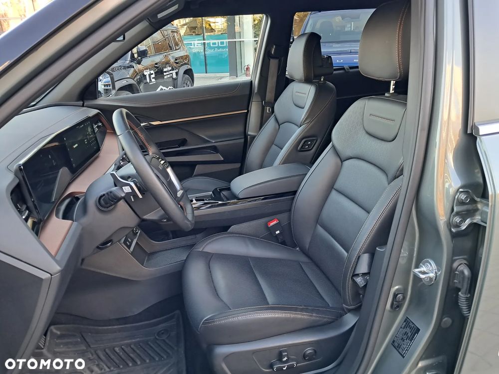 SsangYong/KGM Torres - 10