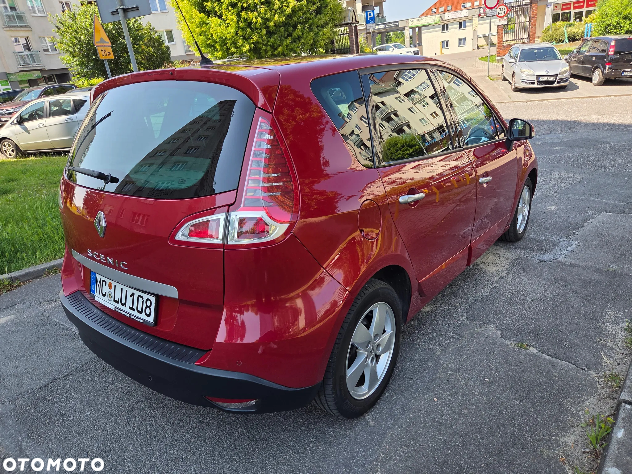 Renault Scenic 1.6 16V 110 Expression - 10