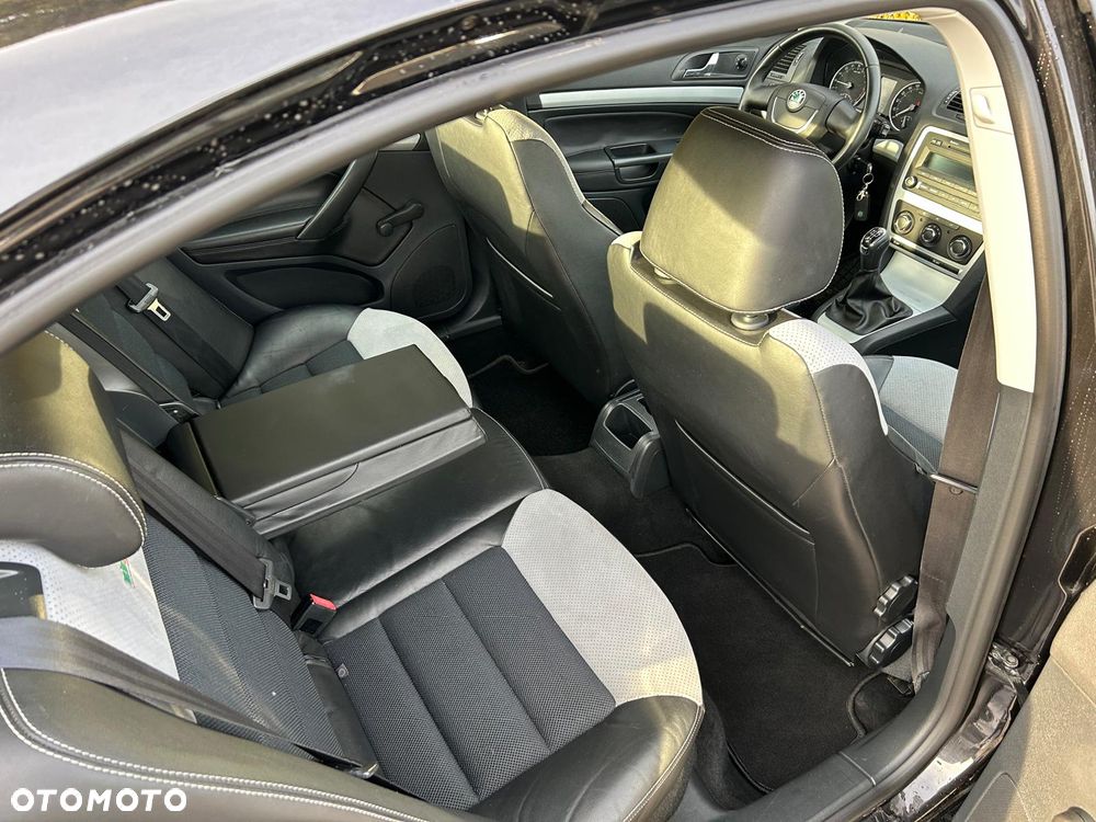 Skoda Octavia 1.6 TDI DPF Sport Edition - 16