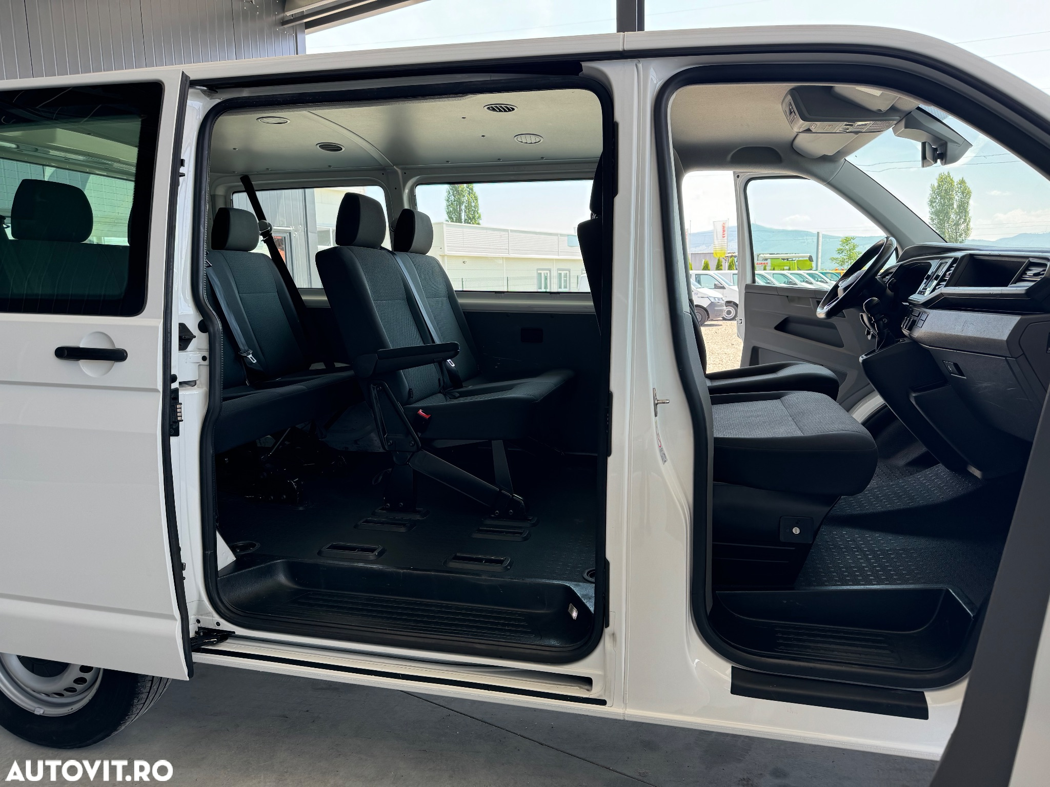 Volkswagen Transporter Kombi T6.1 2.0 TDI 81 kW KR - 17