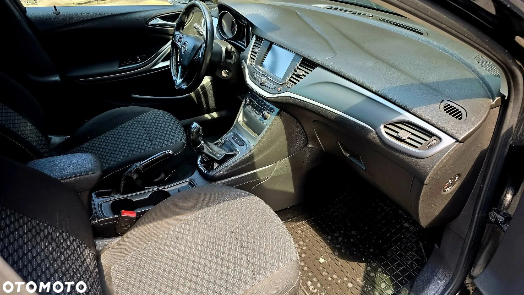 Opel Astra 1.4 Turbo Dynamic - 17