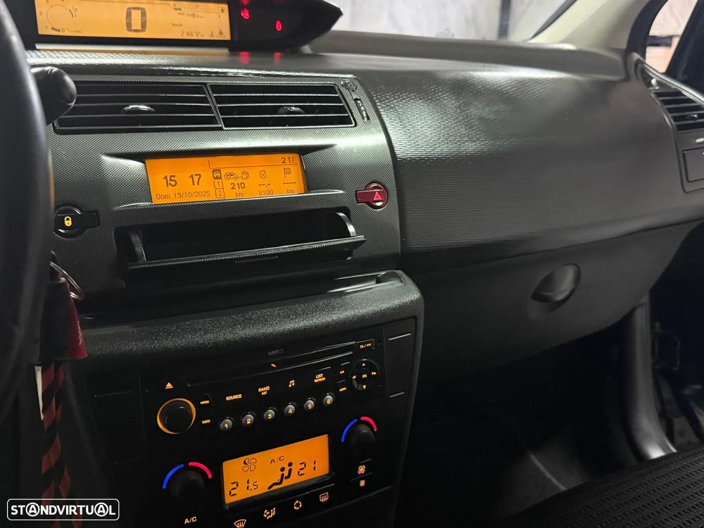 Citroën C4 1.6 HDi 110 VTR Pack - 15