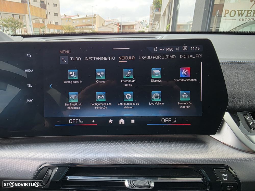 BMW iX2 eDrive20 Pack Desportivo M Pro - 33