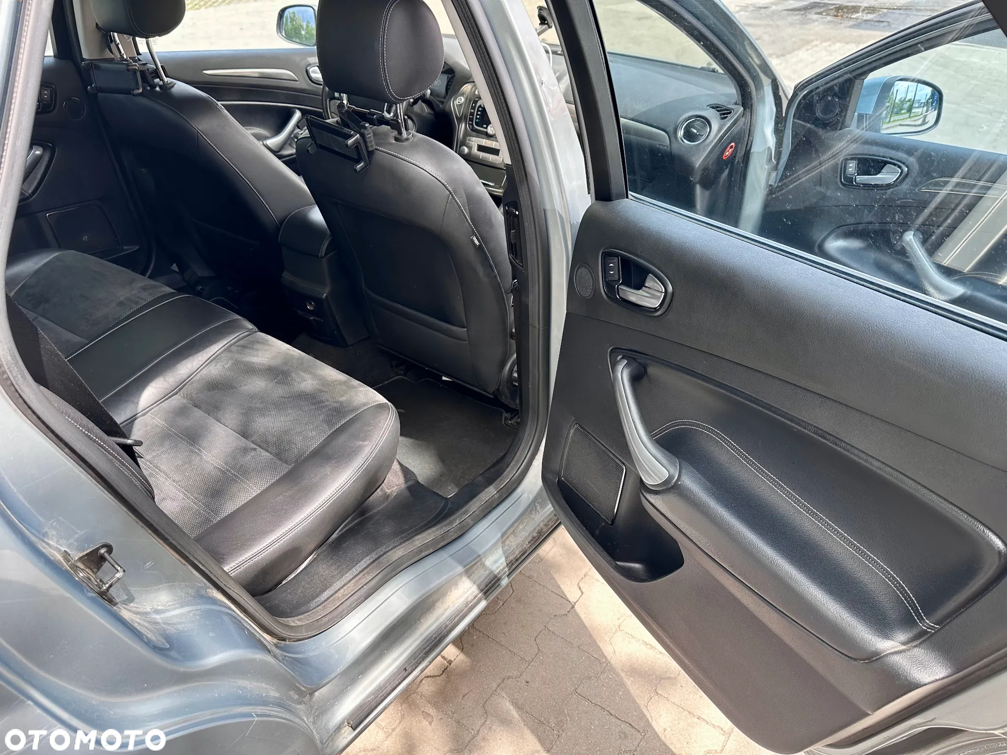 Ford Mondeo 2.0 TDCi Titanium - 20