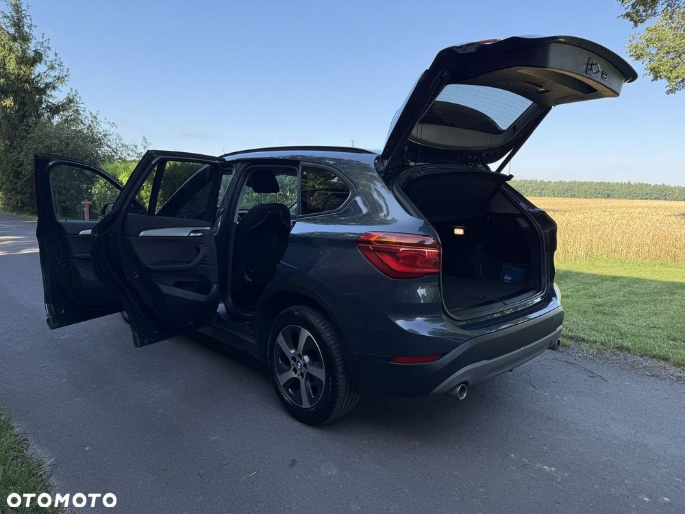BMW X1 sDrive18d - 15