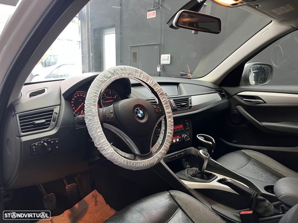 BMW X1 18 d sDrive - 7