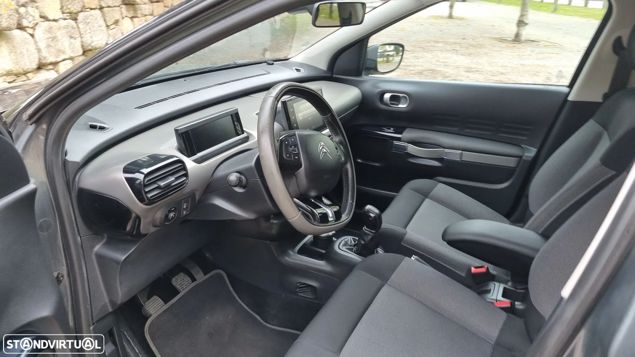 Citroën C4 Cactus 1.2 PureTech Shine - 13