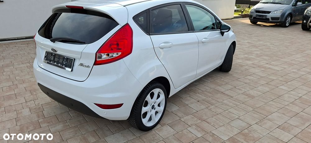 Ford Fiesta 1.25 Champions Edition - 6